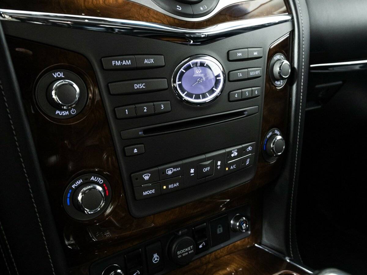 Infiniti QX80 с пробегом — 2017 год. Фото: #22