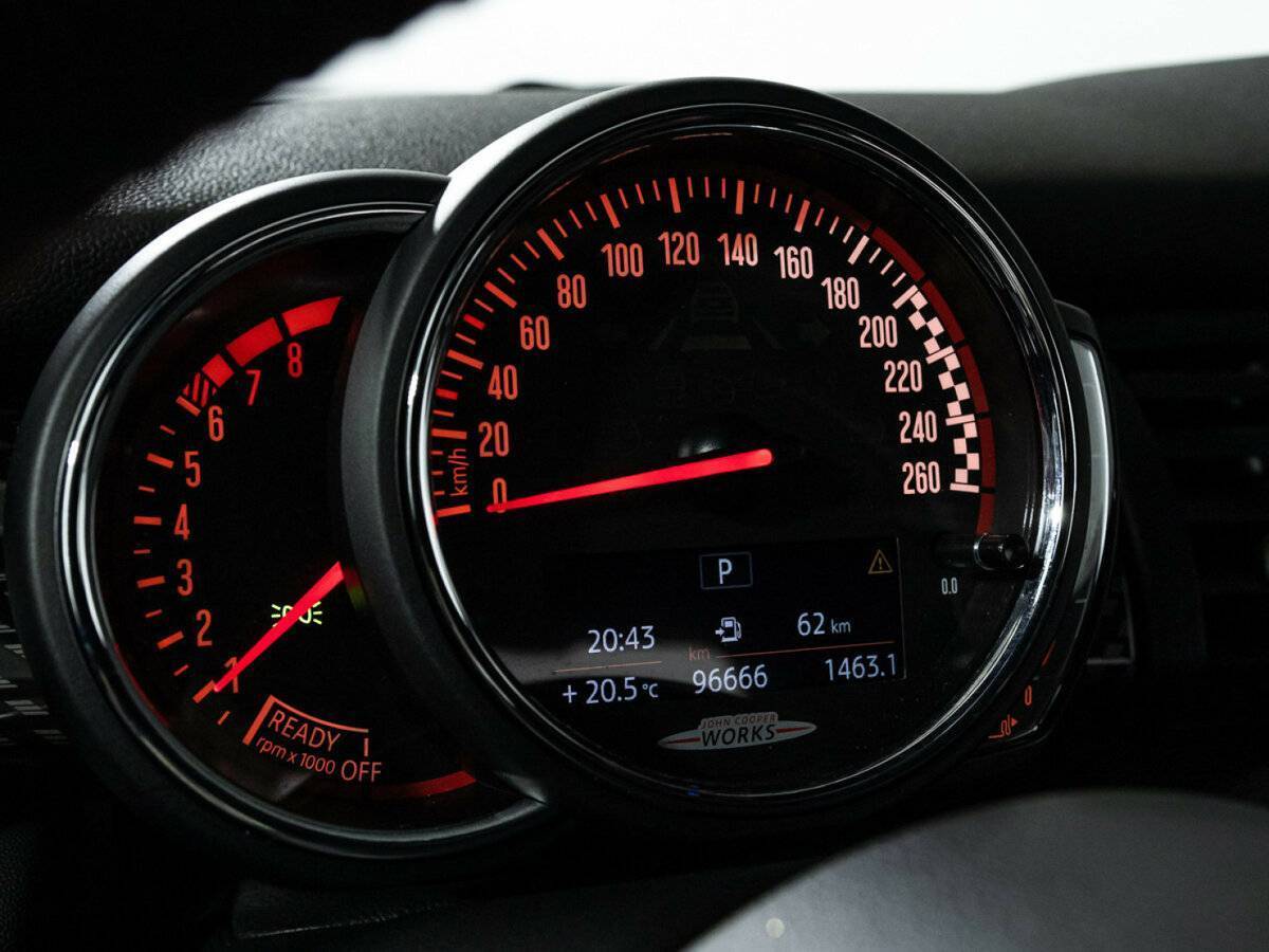 Mini Hatch с пробегом — 2018 год. Фото: #11