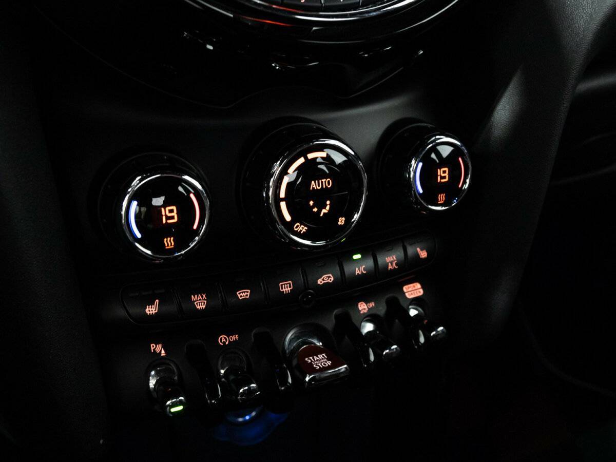 Mini Hatch с пробегом — 2018 год. Фото: #16