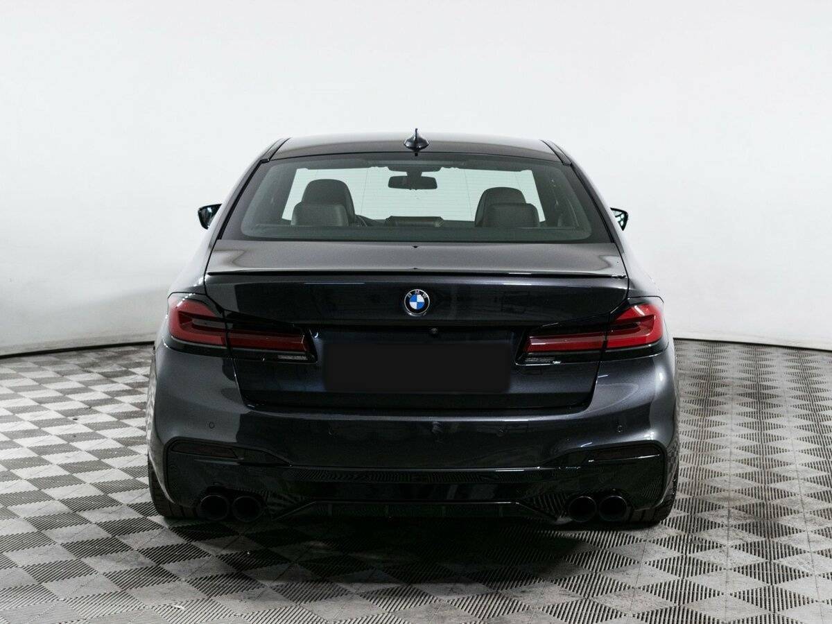 BMW 5 серии с пробегом — 2018 год. Фото: #4