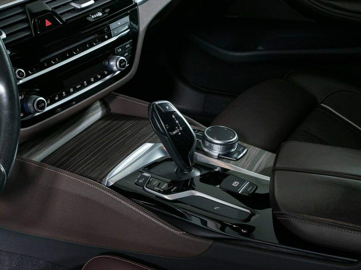 BMW 5 серии с пробегом — 2018 год. Фото: #18