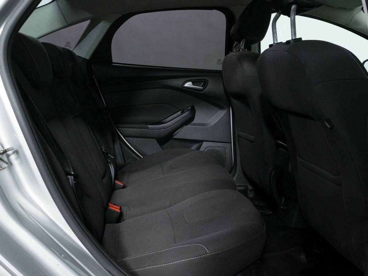 Ford Focus с пробегом — 2011 год. Фото: #9