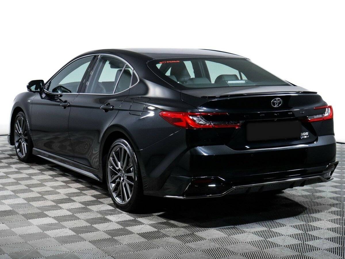 Toyota Camry с пробегом — 2024 год. Фото: #6