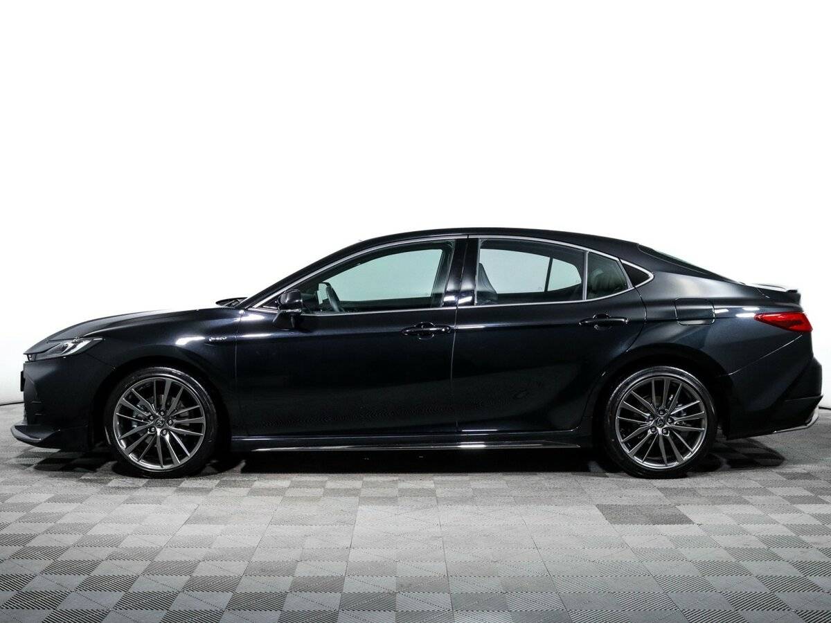 Toyota Camry с пробегом — 2024 год. Фото: #7
