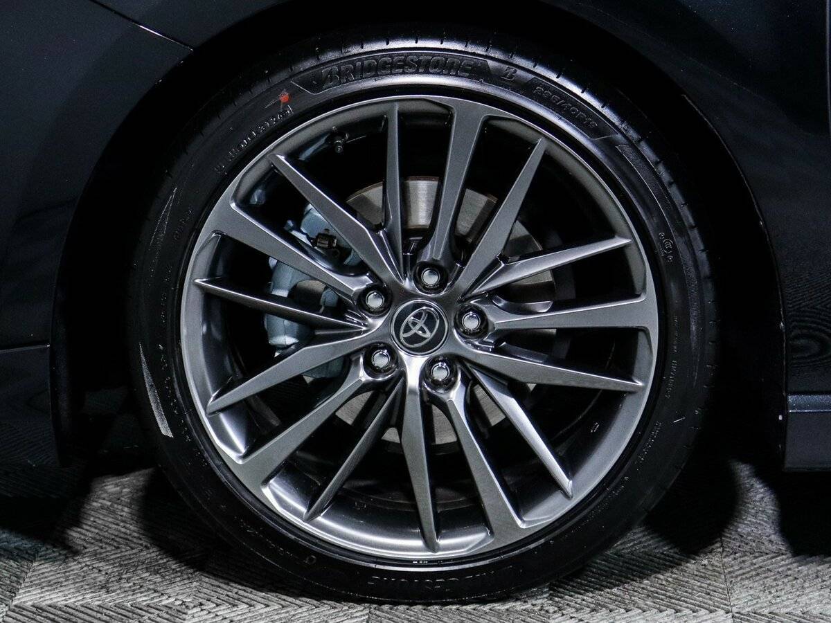 Toyota Camry с пробегом — 2024 год. Фото: #13