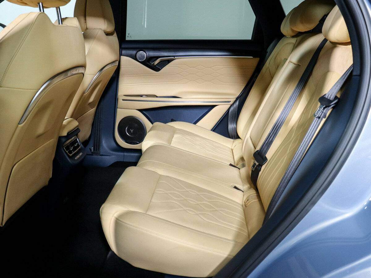 Voyah Free с пробегом — 2022 год. Фото: #7