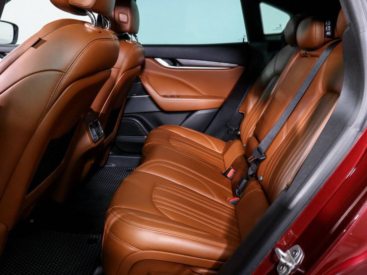 Maserati Levante с пробегом — 2016 год. Фото: #6