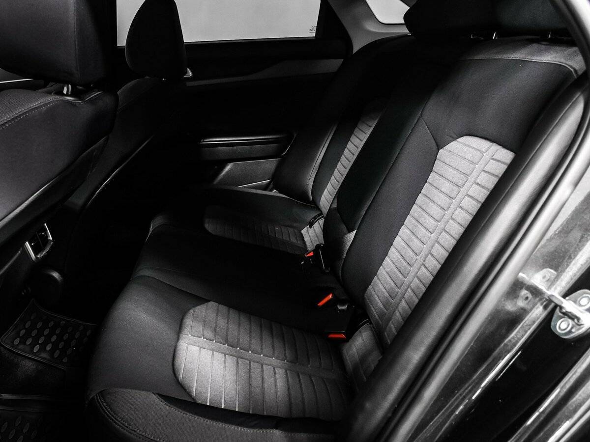 Kia K5 с пробегом — 2023 год. Фото: #12