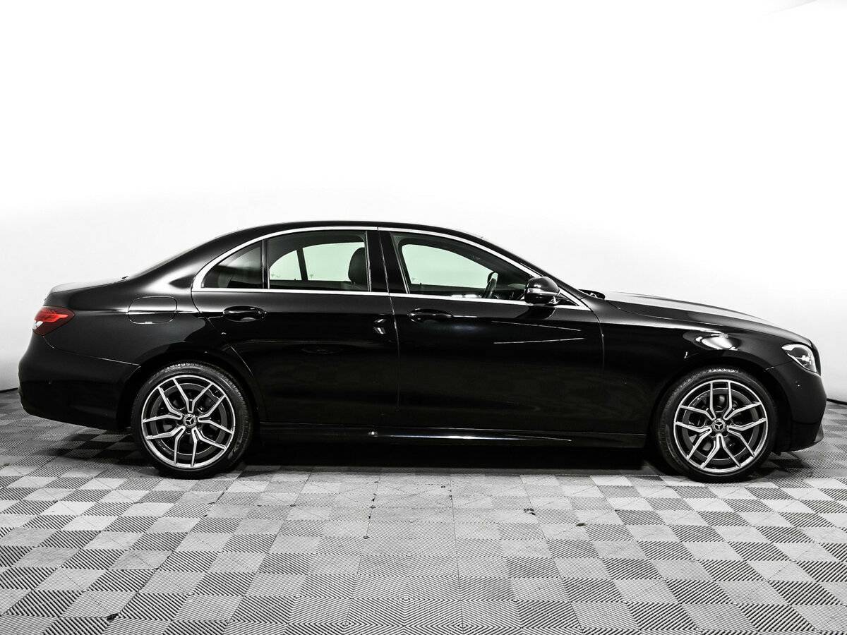 Mercedes-Benz E-Класс с пробегом — 2021 год. Фото: #3