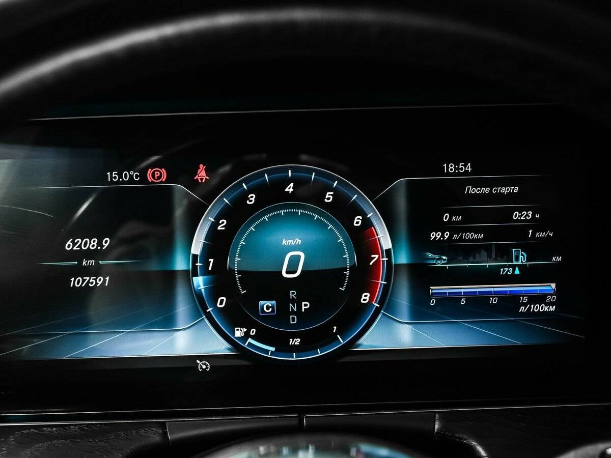 Mercedes-Benz E-Класс с пробегом — 2019 год. Фото: #9