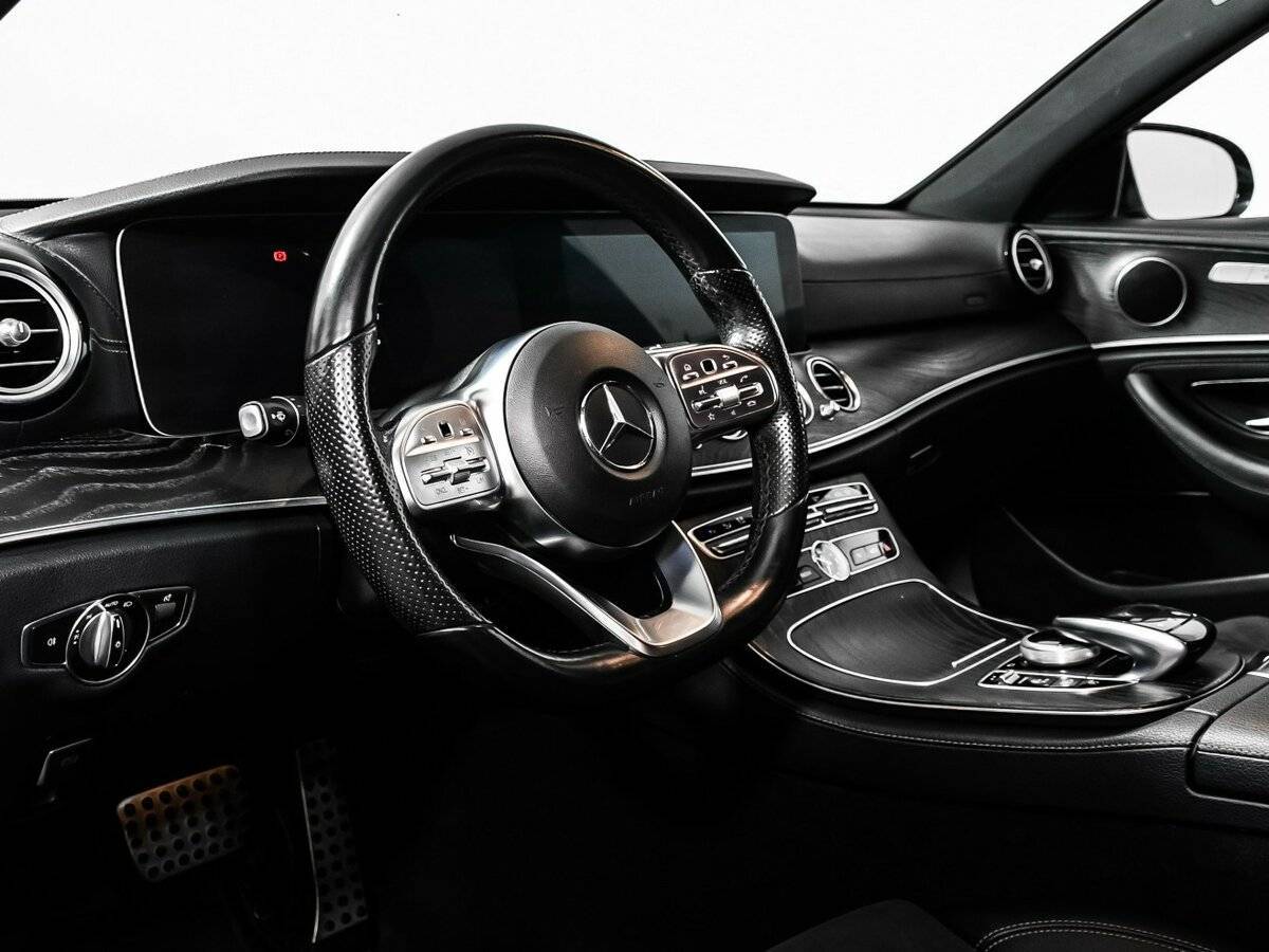 Mercedes-Benz E-Класс с пробегом — 2019 год. Фото: #11