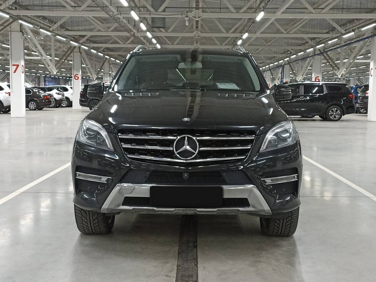 Mercedes-Benz M-Класс с пробегом — 2014 год. Фото: #1