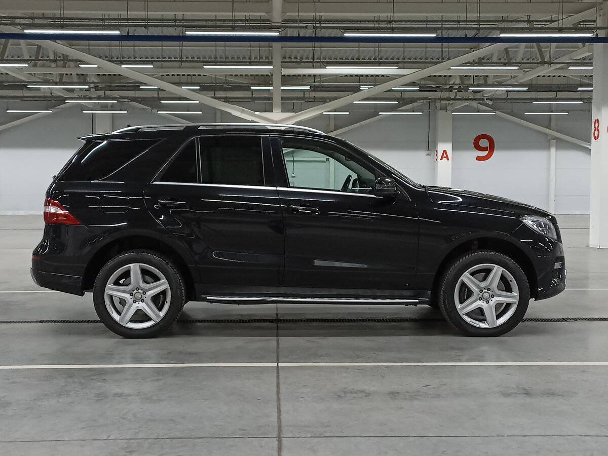 Mercedes-Benz M-Класс с пробегом — 2014 год. Фото: #3