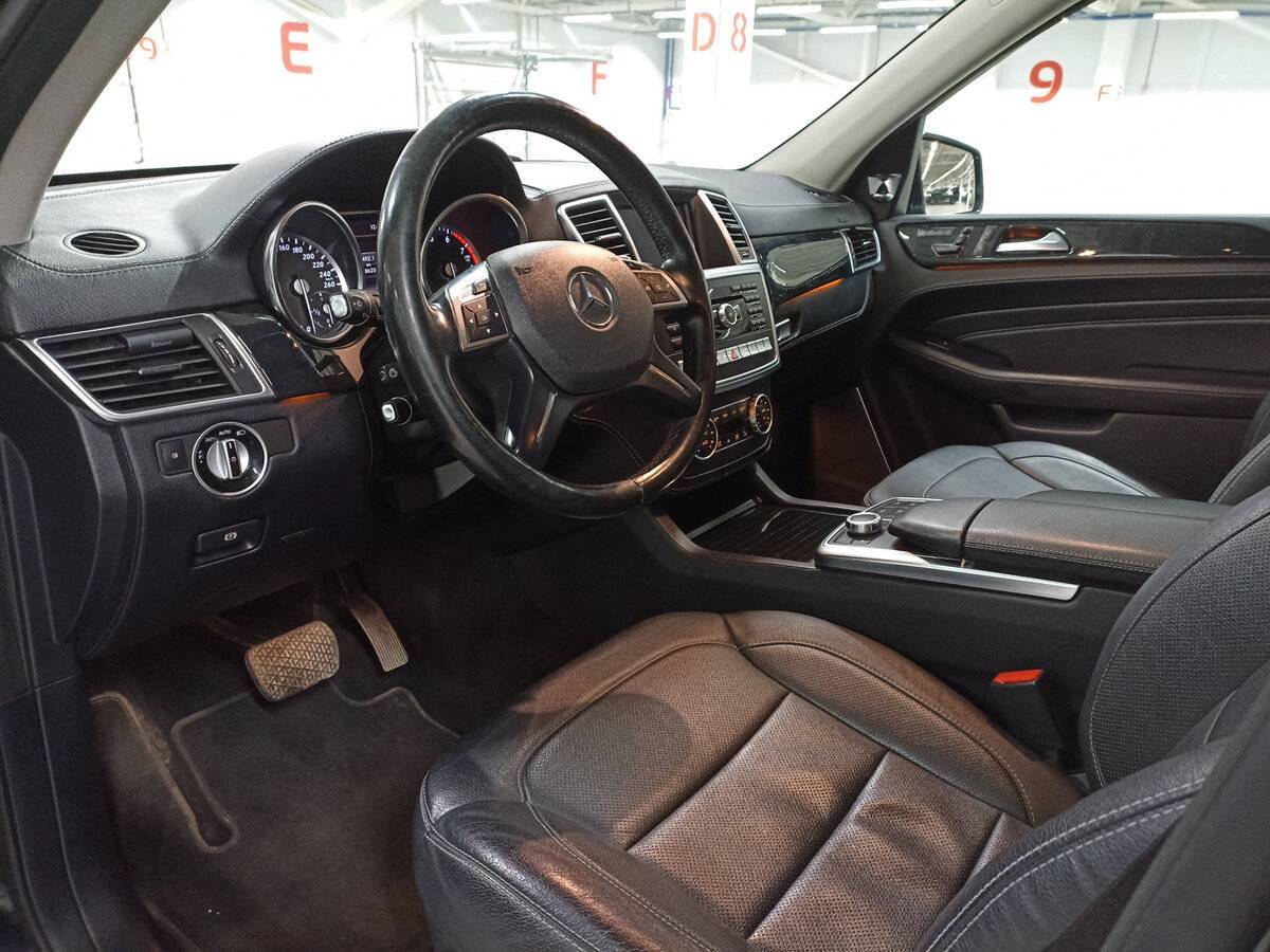 Mercedes-Benz M-Класс с пробегом — 2014 год. Фото: #15