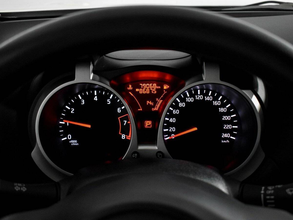 Nissan Juke с пробегом — 2013 год. Фото: #16