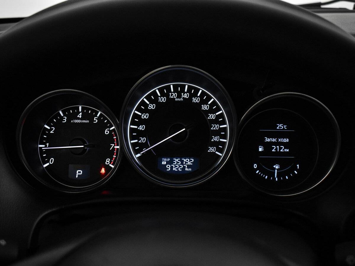 Mazda CX-5 с пробегом — 2016 год. Фото: #16