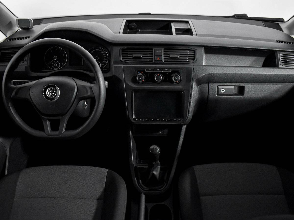 Volkswagen Caddy с пробегом — 2019 год. Фото: #10