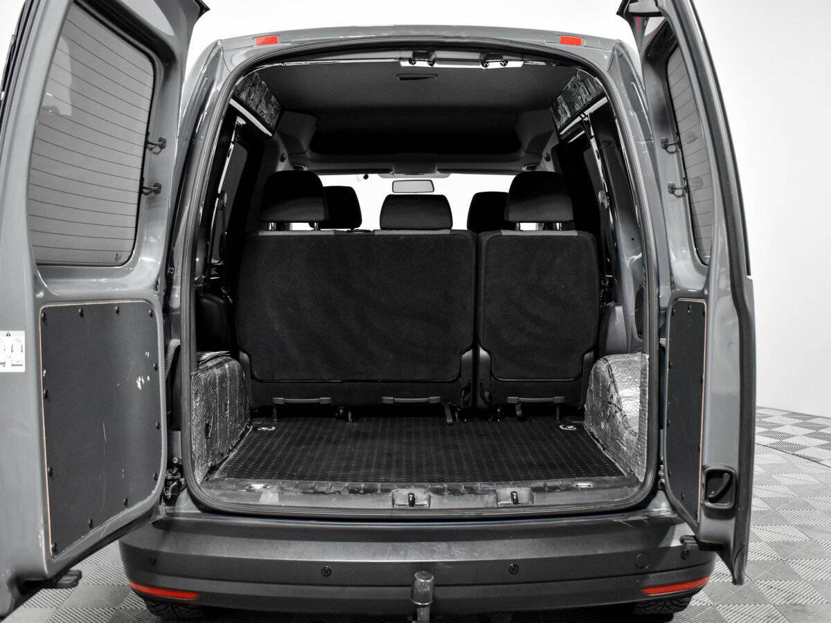 Volkswagen Caddy с пробегом — 2019 год. Фото: #13