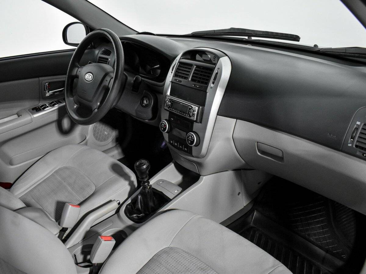 Kia Cerato с пробегом — 2007 год. Фото: #10