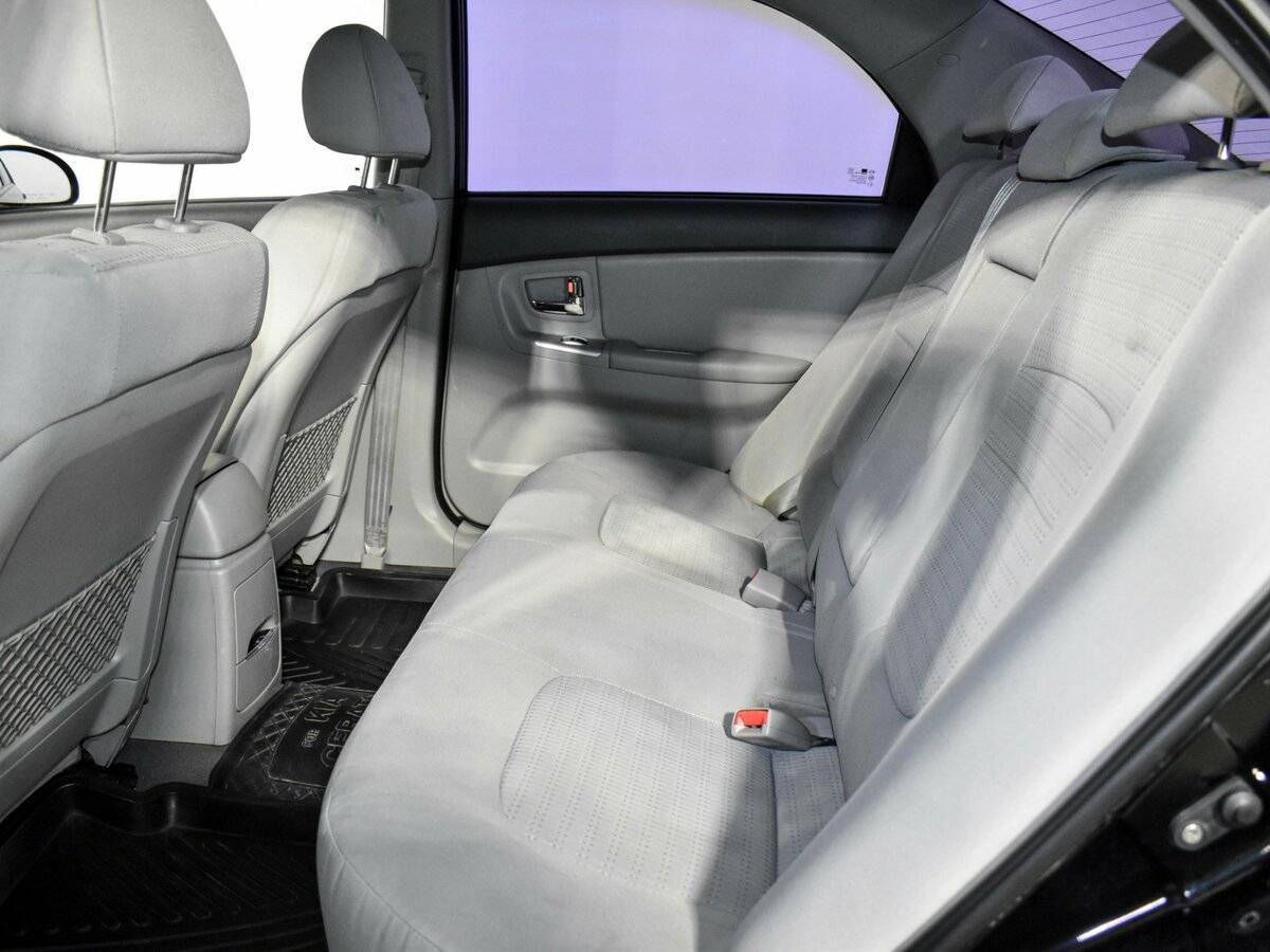 Kia Cerato с пробегом — 2007 год. Фото: #17