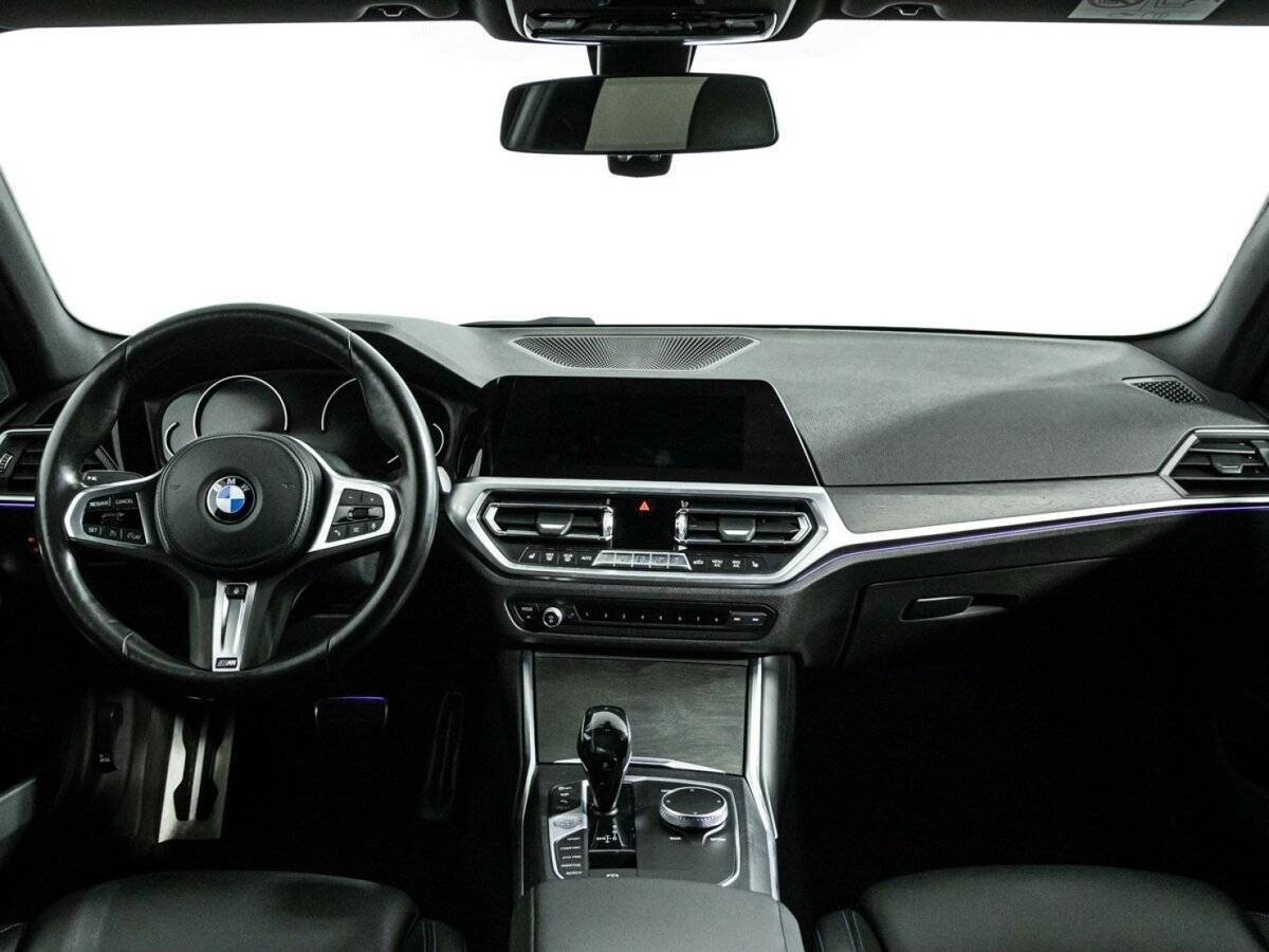 BMW 3 серии с пробегом — 2019 год. Фото: #12