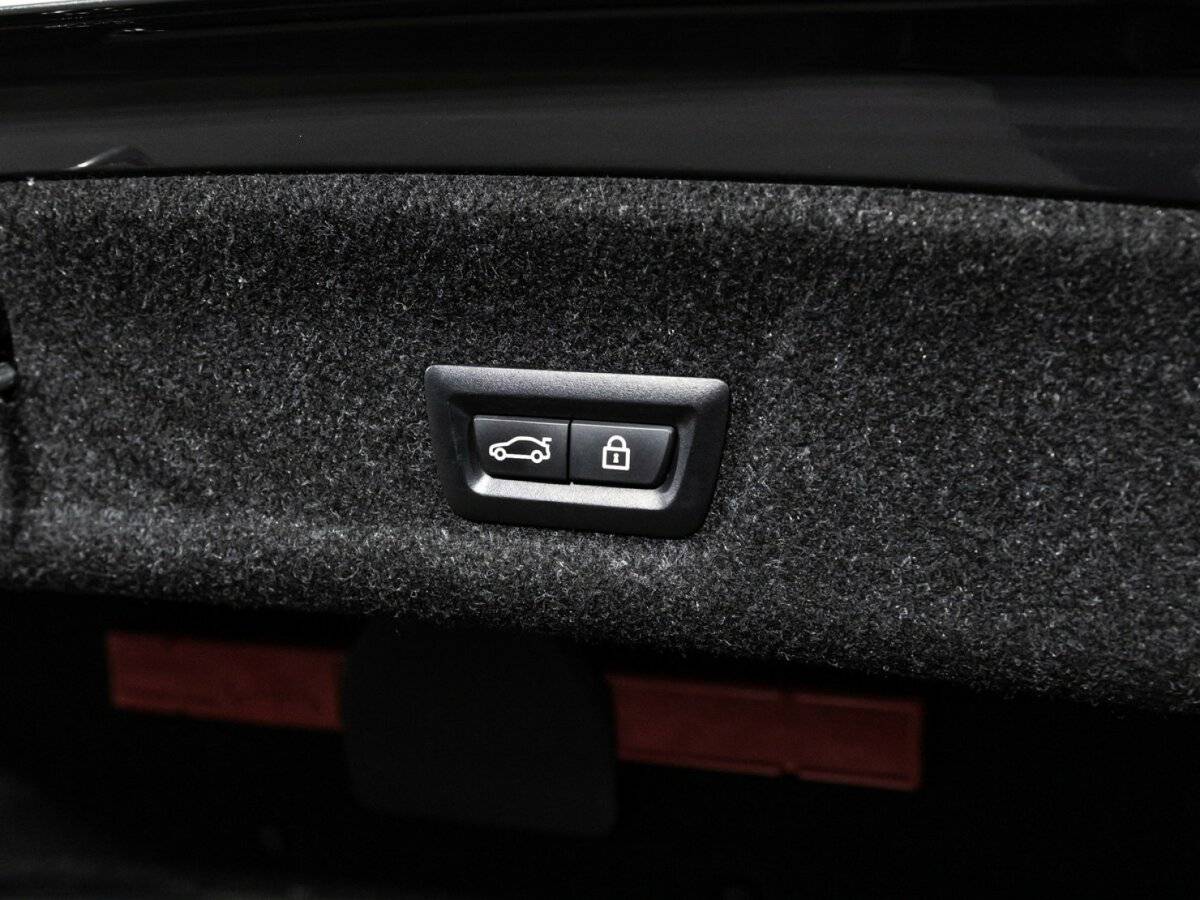 BMW 3 серии с пробегом — 2019 год. Фото: #15