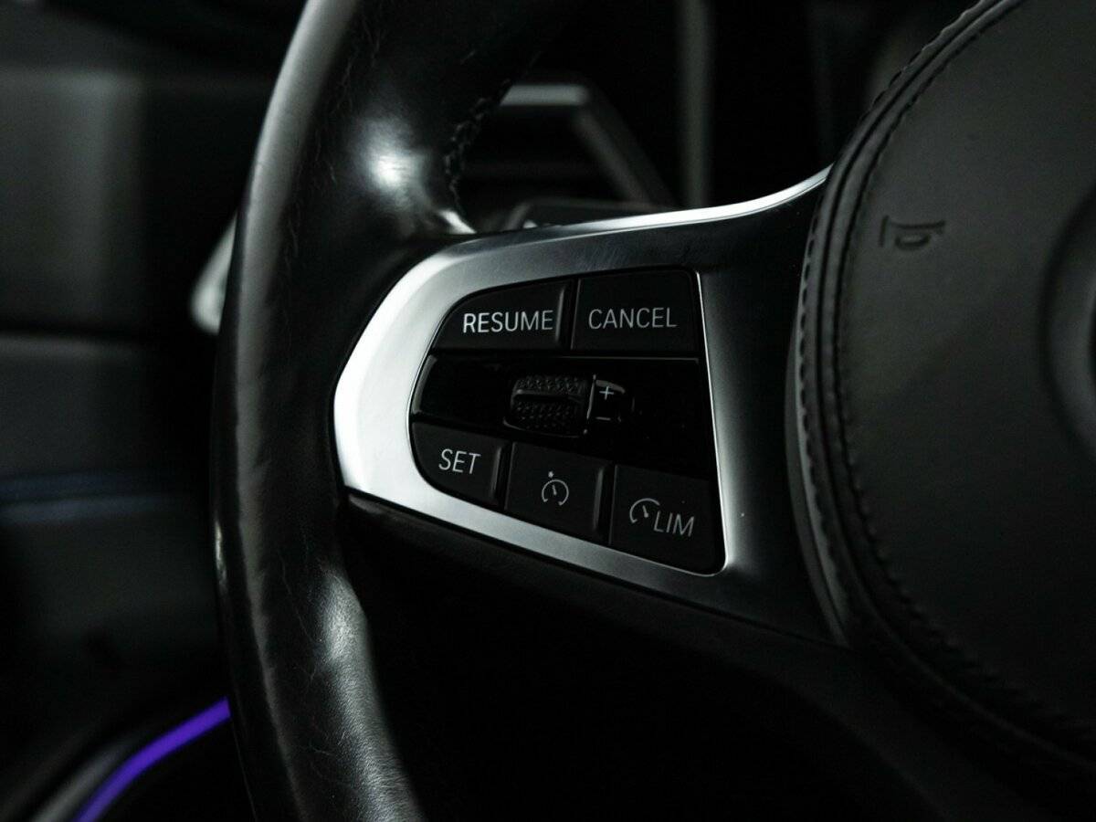 BMW 3 серии с пробегом — 2019 год. Фото: #23