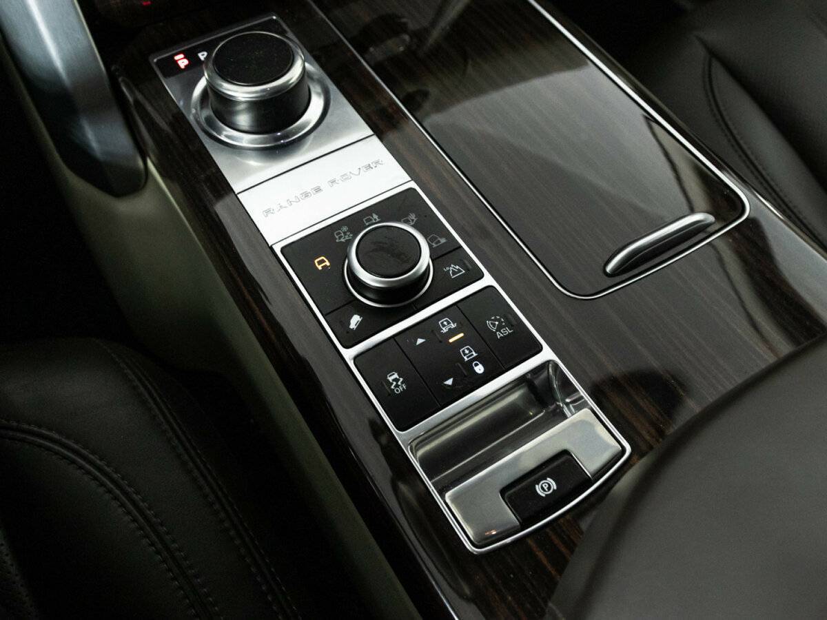 Land Rover Range Rover с пробегом — 2015 год. Фото: #21