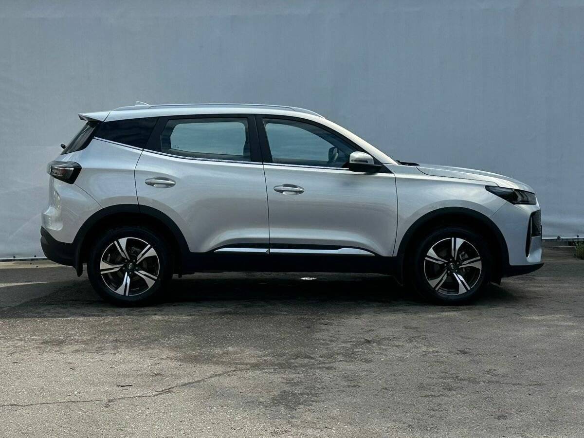 Chery Tiggo 4 с пробегом — 2024 год. Фото: #3