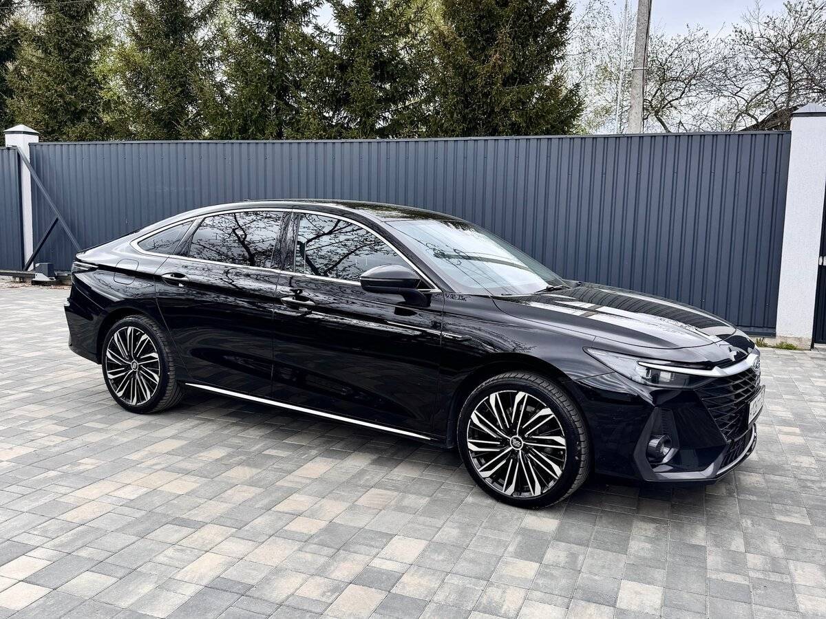 Chery Arrizo 8 с пробегом — 2024 год. Фото: #3