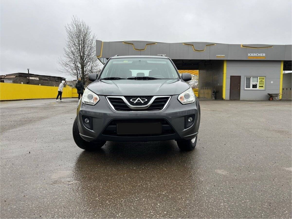 Chery Tiggo (T11) с пробегом — 2015 год. Фото: #1
