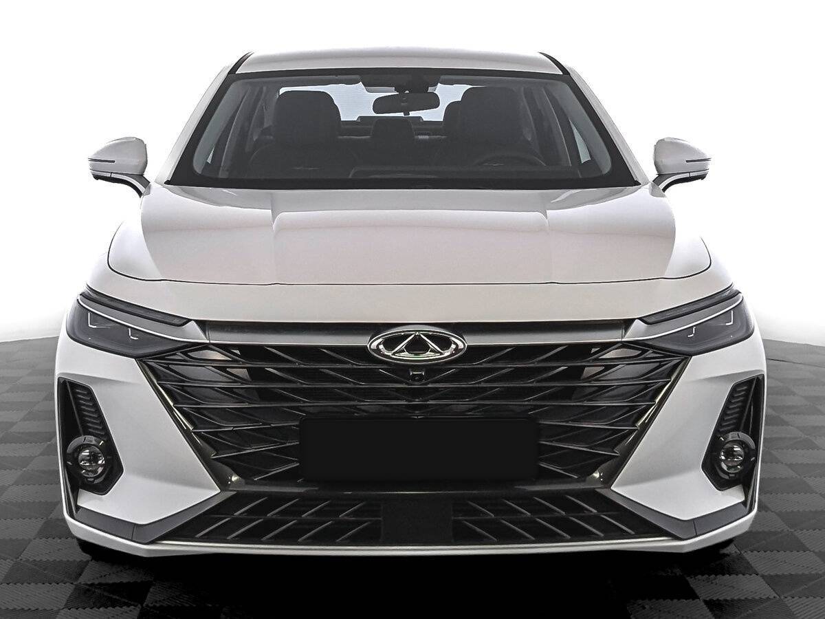 Chery Arrizo 8 с пробегом — 2024 год. Фото: #1