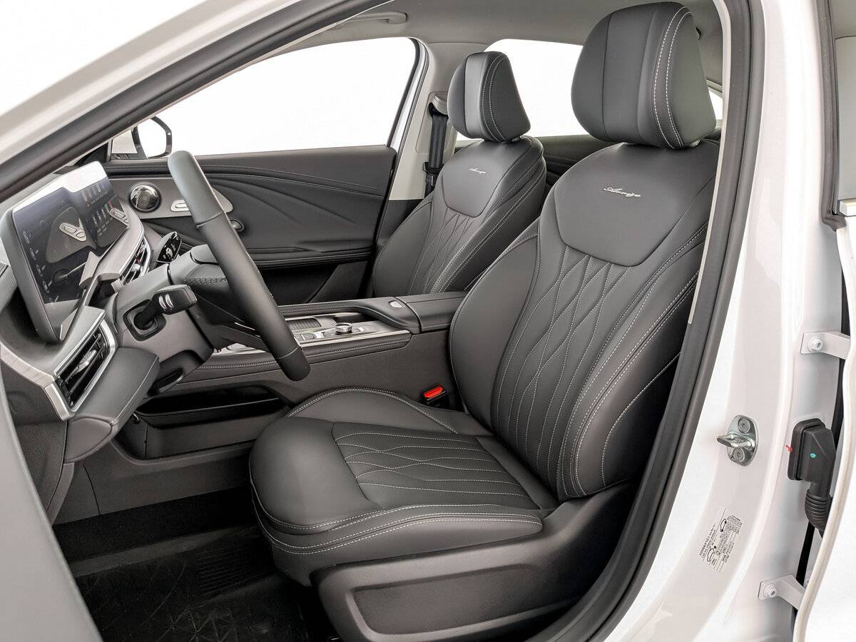 Chery Arrizo 8 с пробегом — 2024 год. Фото: #19