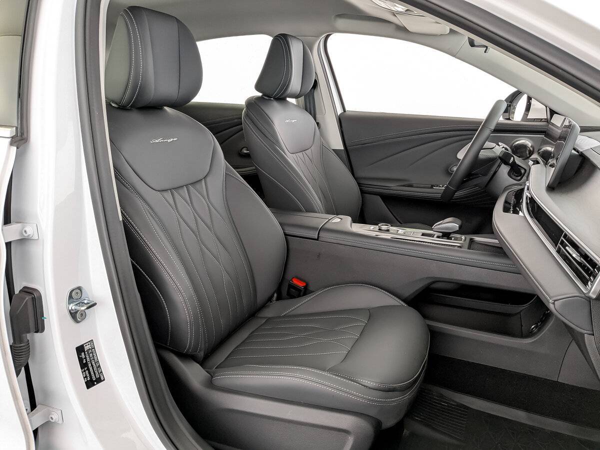 Chery Arrizo 8 с пробегом — 2024 год. Фото: #22