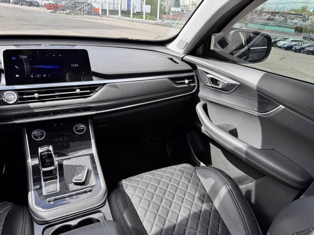 Chery Tiggo 8 с пробегом — 2023 год. Фото: #10