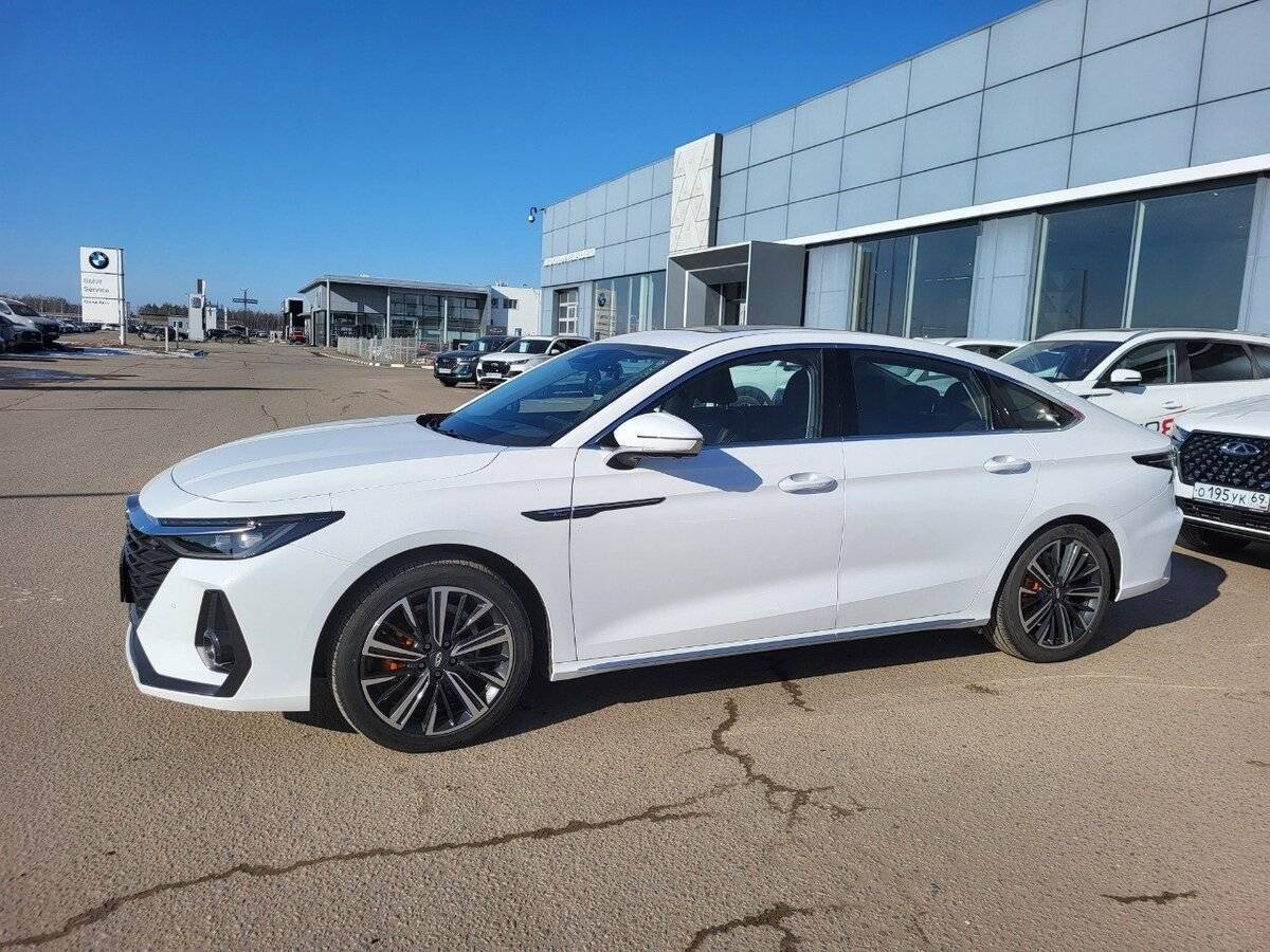 Chery Arrizo 8 с пробегом — 2023 год. Фото: #1