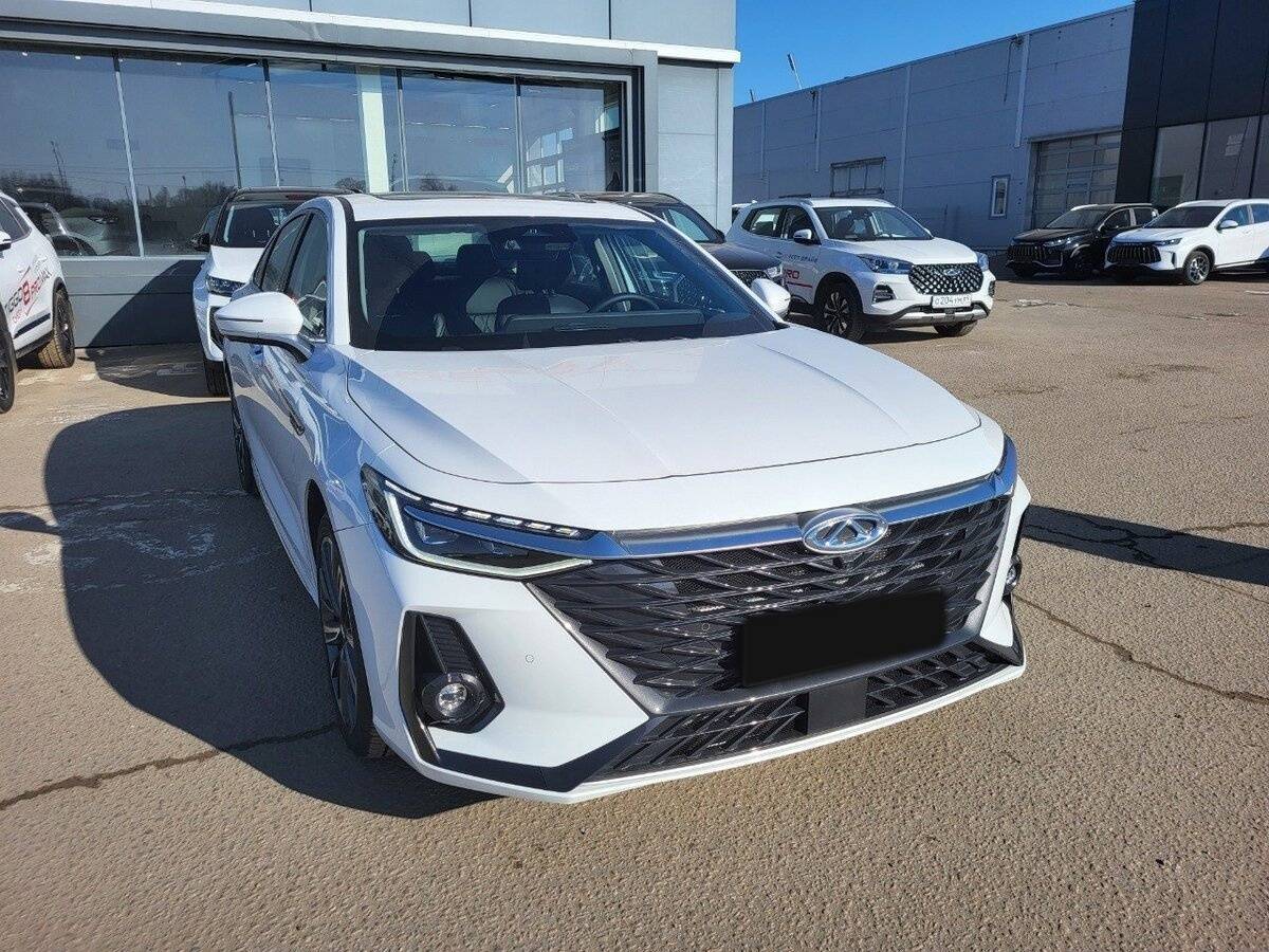 Chery Arrizo 8 с пробегом — 2023 год. Фото: #11