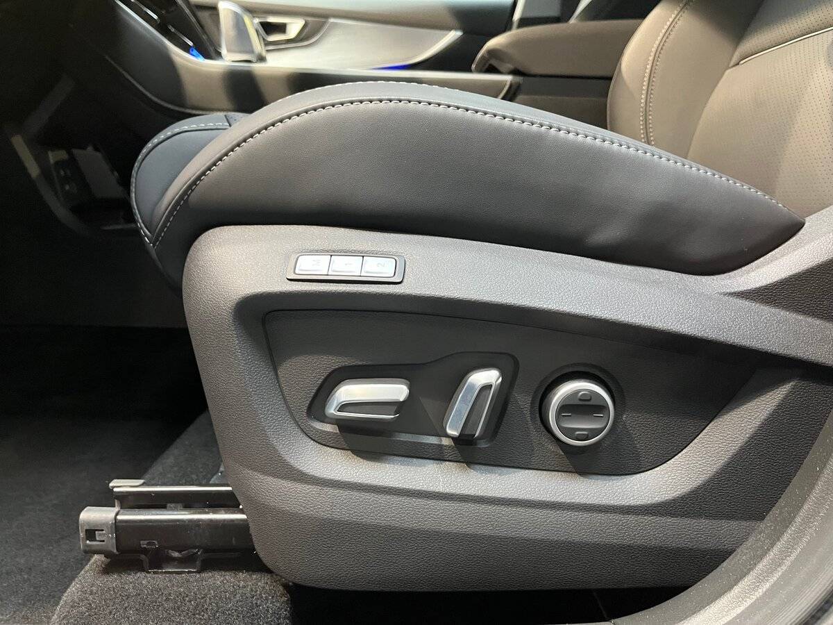 Chery Tiggo 7 Pro Plug-in Hybrid с пробегом — 2023 год. Фото: #12