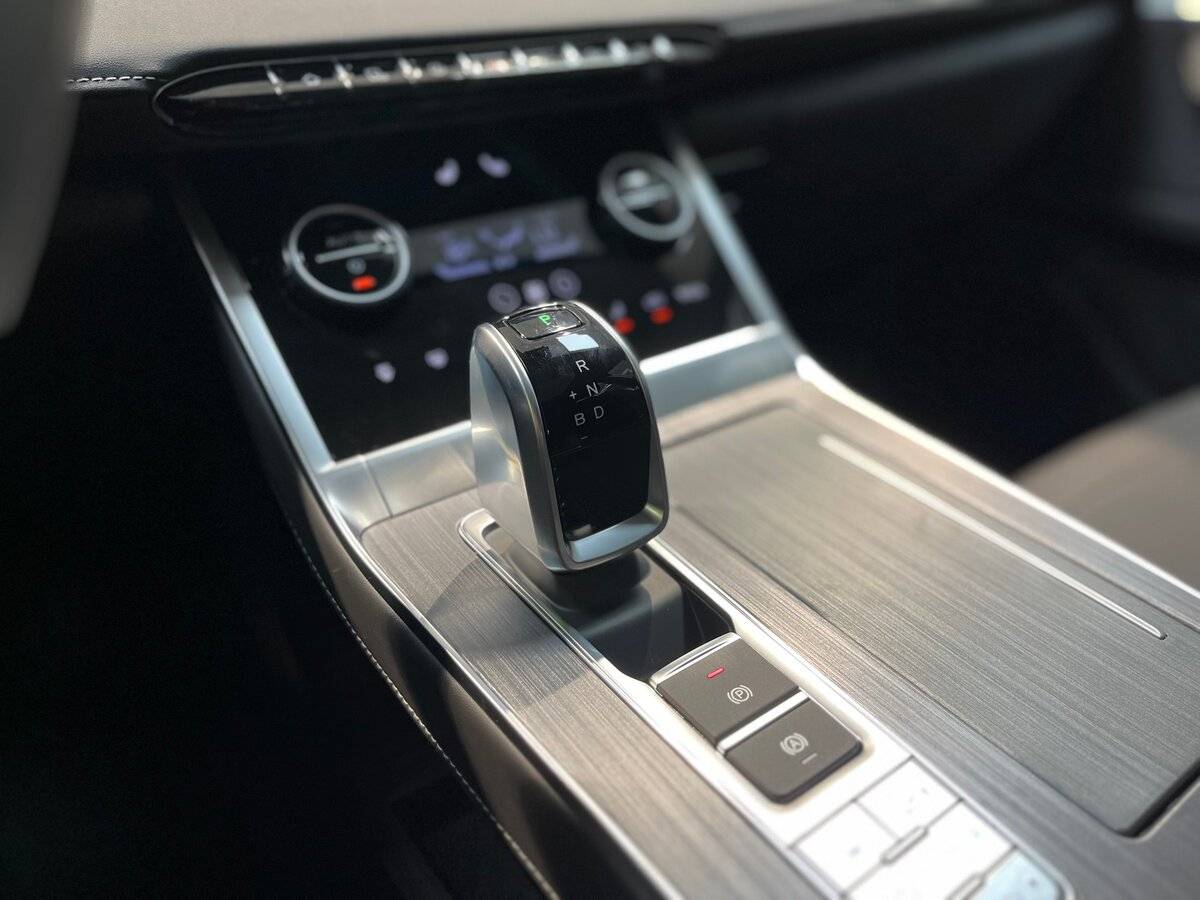 Chery Tiggo 7 Pro Plug-in Hybrid с пробегом — 2023 год. Фото: #23