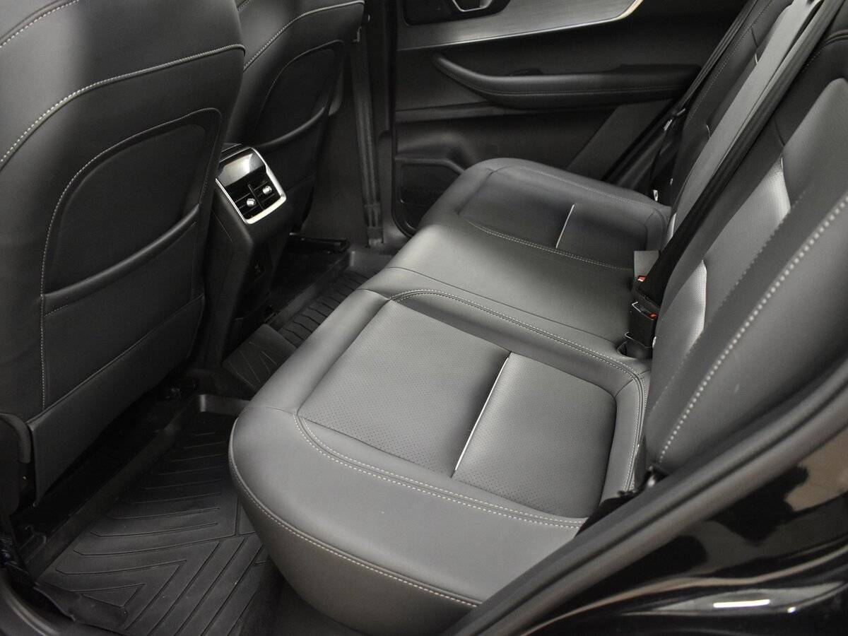 Chery Tiggo 7 Pro Plug-in Hybrid с пробегом — 2023 год. Фото: #16