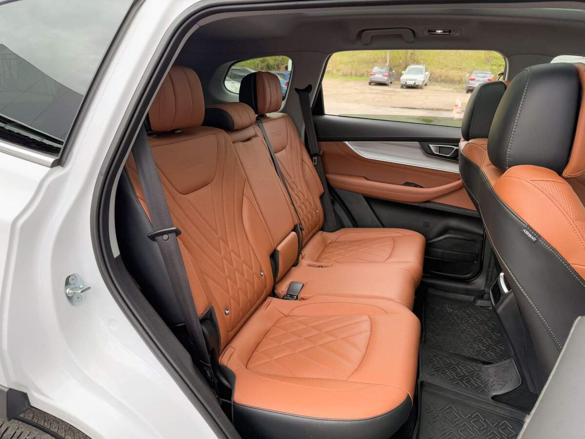 Chery Tiggo 8 Pro Max с пробегом — 2023 год. Фото: #6