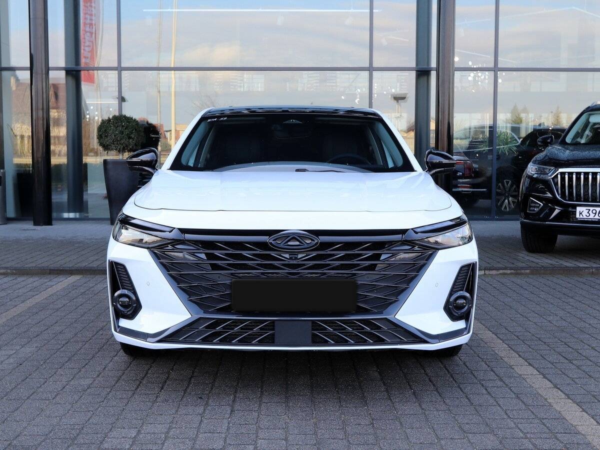 Chery Arrizo 8 с пробегом — 2023 год. Фото: #2