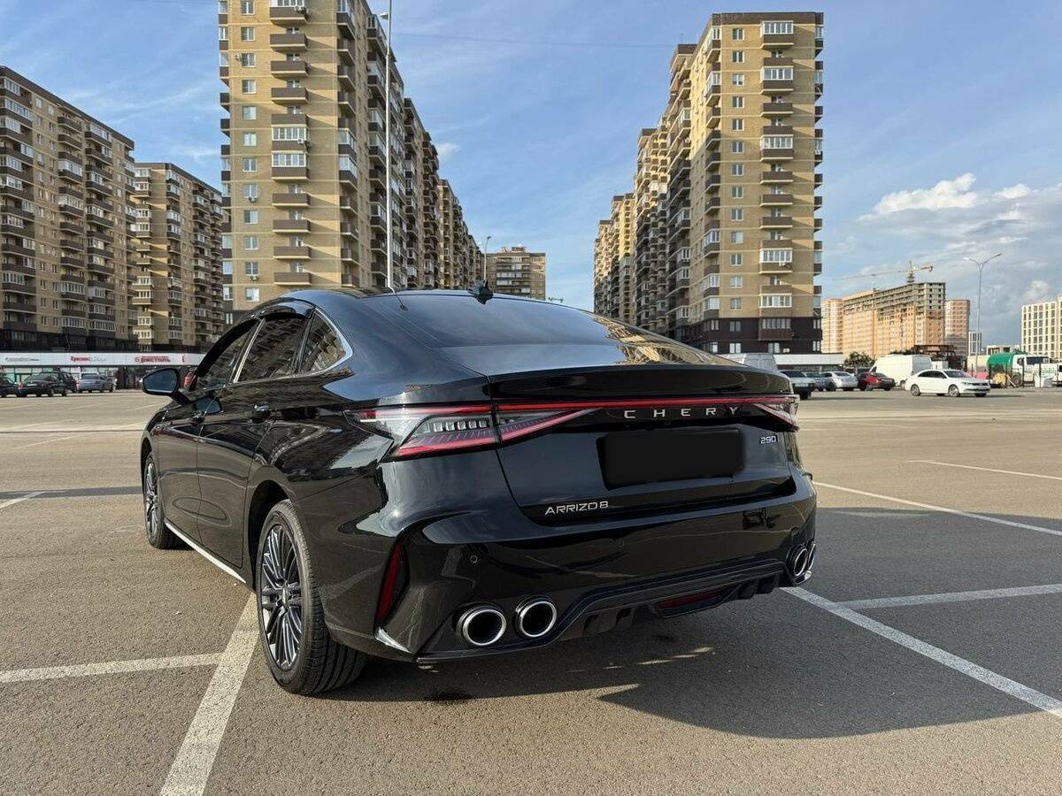 Chery Arrizo 8 с пробегом — 2024 год. Фото: #1