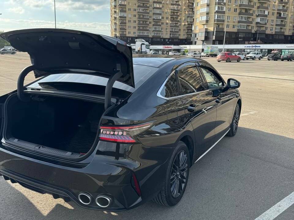 Chery Arrizo 8 с пробегом — 2024 год. Фото: #4