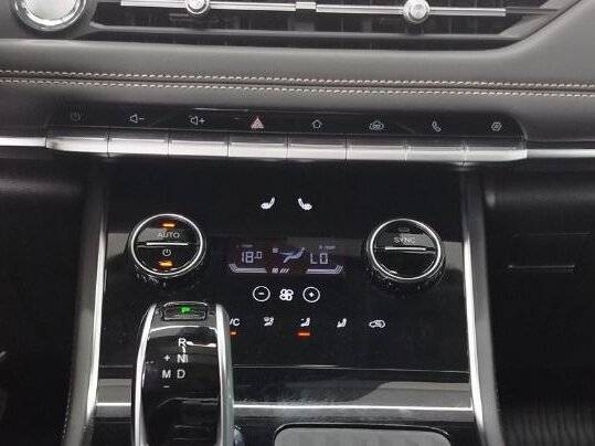 Chery Tiggo 8 с пробегом — 2023 год. Фото: #10