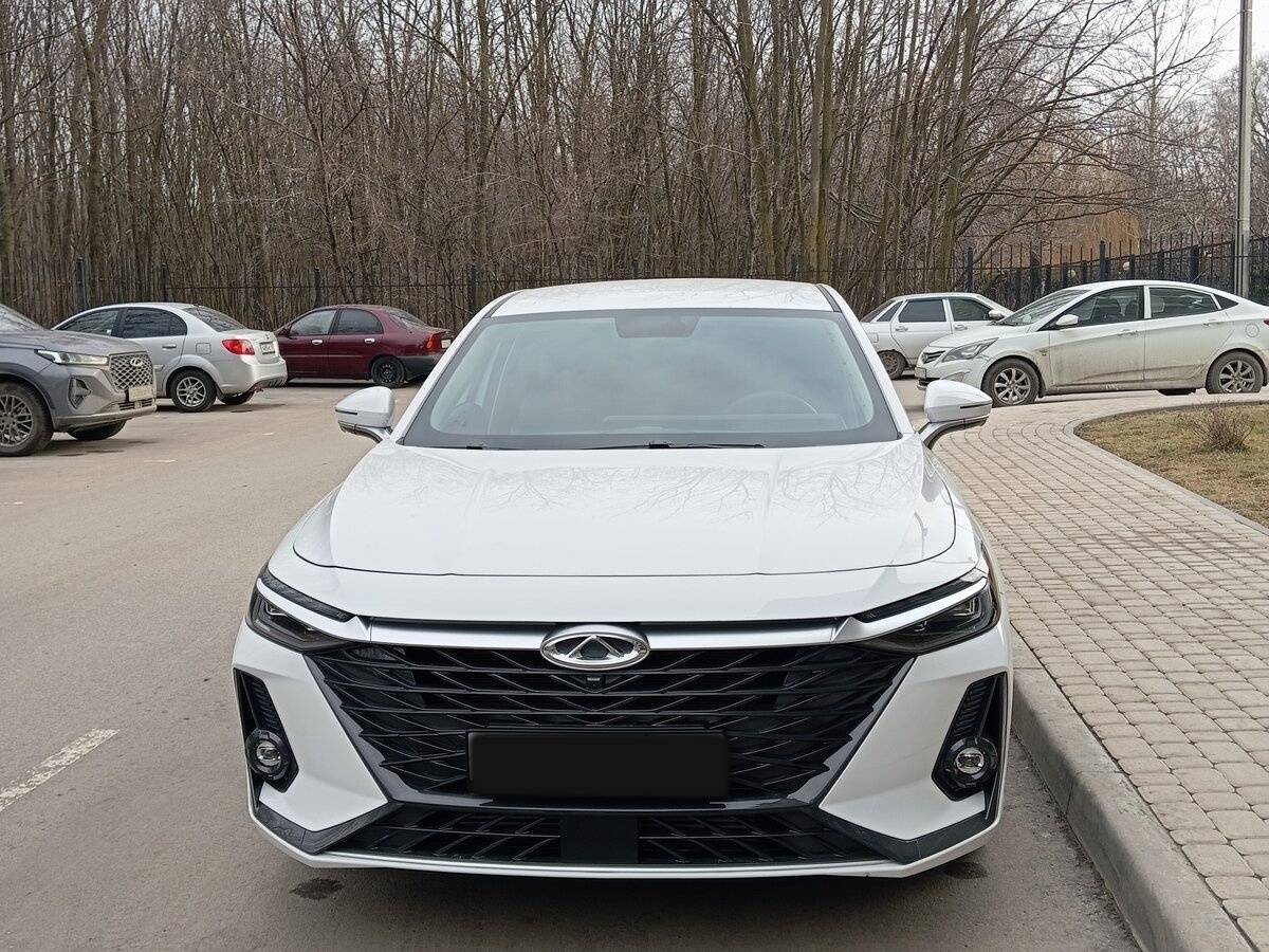 Chery Arrizo 8 с пробегом — 2024 год. Фото: #2