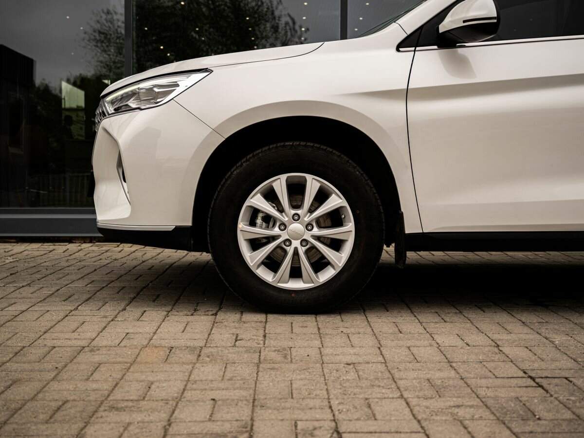 Haval M6 с пробегом — 2024 год. Фото: #8