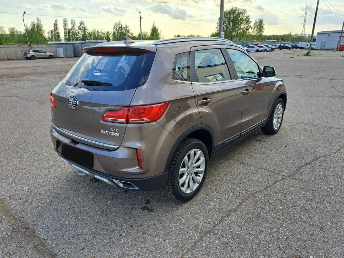 FAW Besturn X40 с пробегом — 2020 год. Фото: #4
