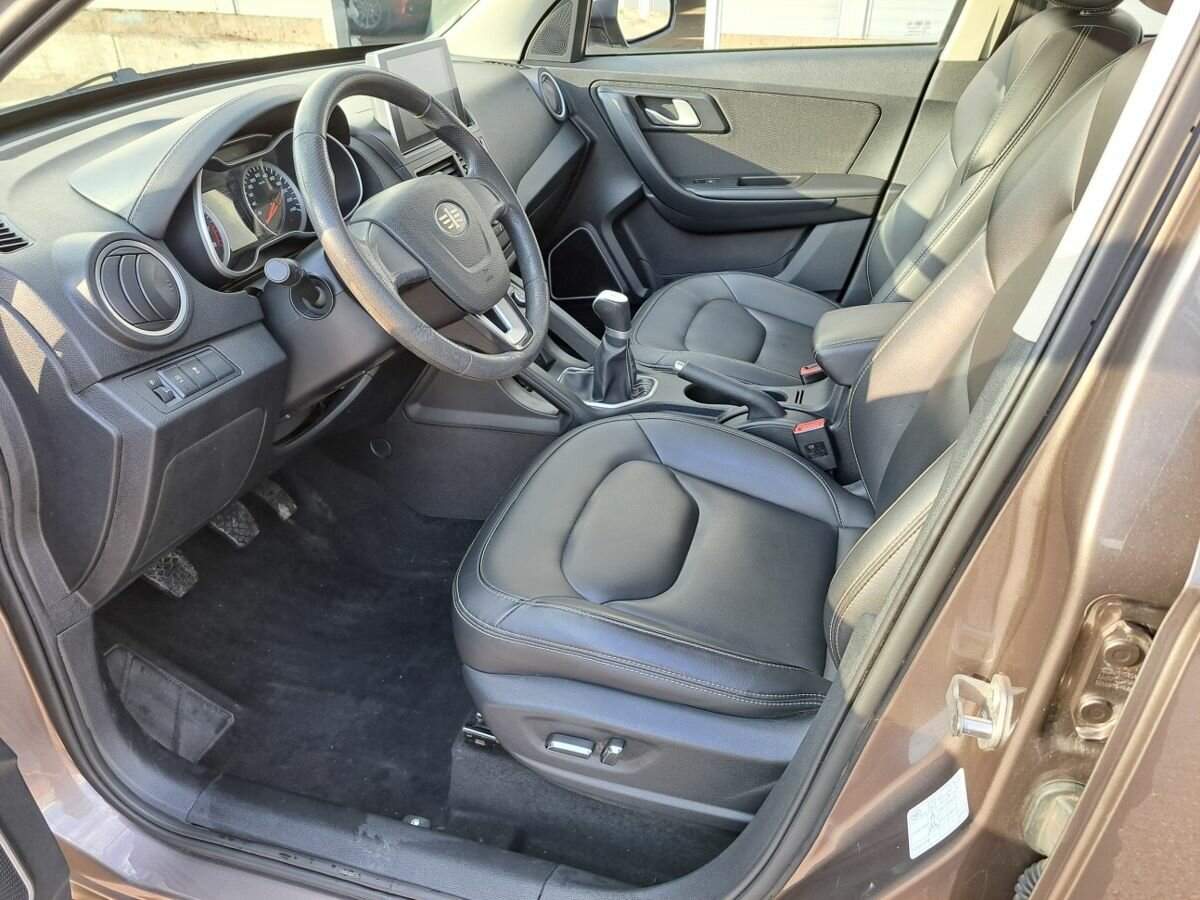 FAW Besturn X40 с пробегом — 2020 год. Фото: #15