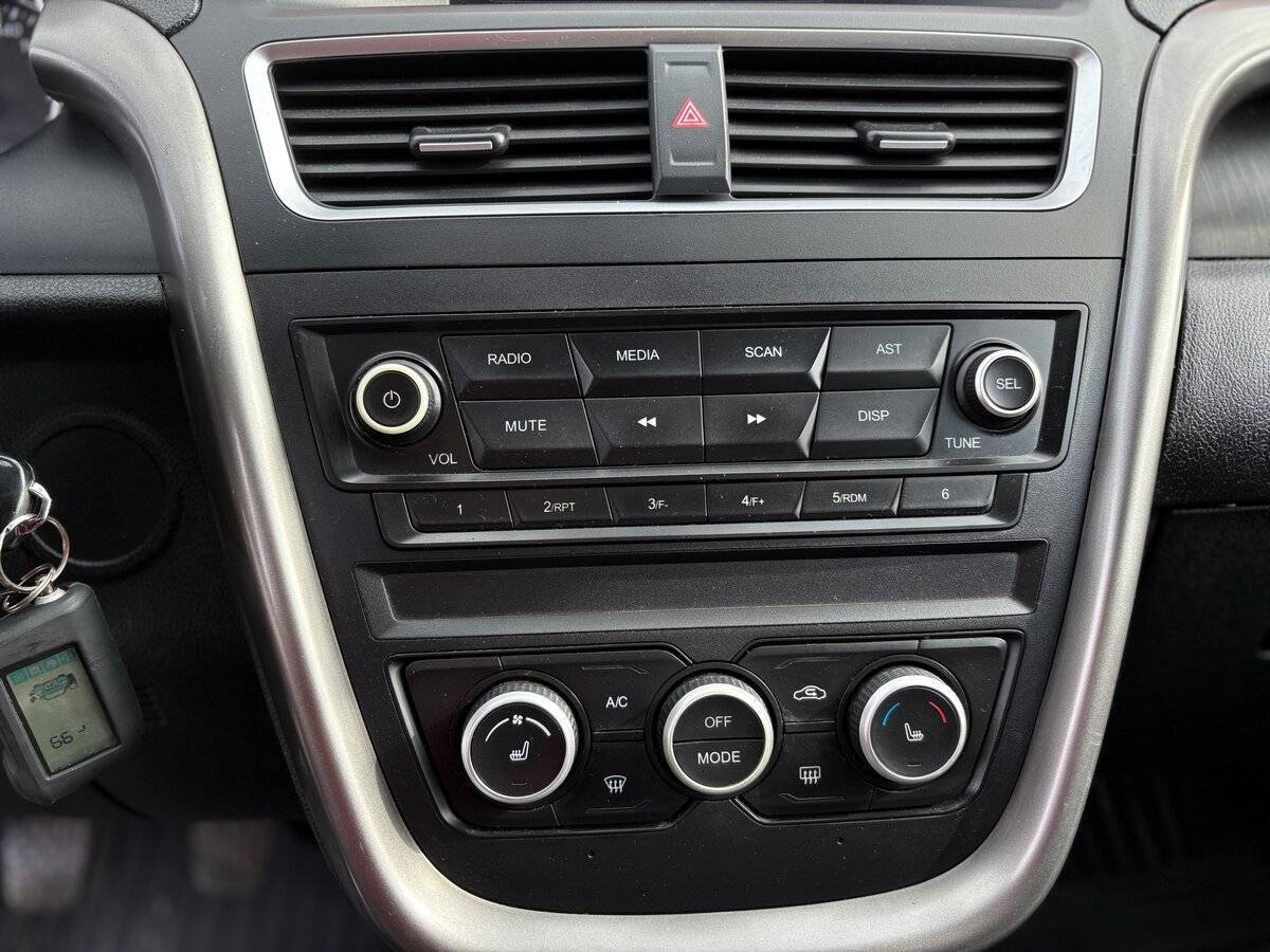 FAW Besturn X80 с пробегом — 2019 год. Фото: #16